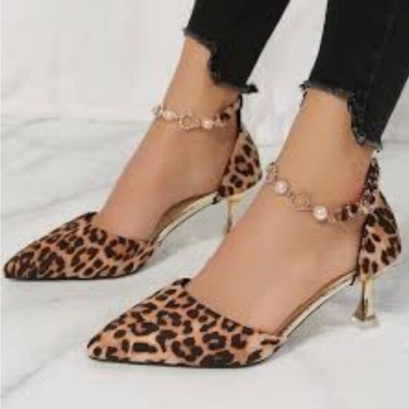BRAND NEW  CHINESE LAUNDRY  LEOPARD PRINTED POINTED TOE BOW STRAP DETAILS PUMP - Picture 10 of 14